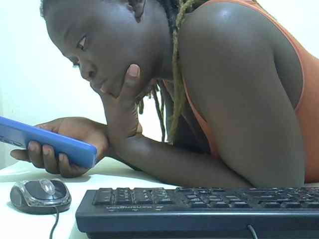 Ebonyliliana webcam