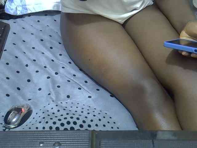 Ebonyliliana webcam