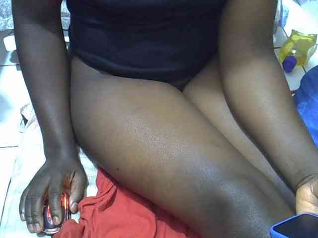 Ebonyliliana webcam