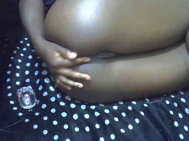 Ebonyliliana webcam