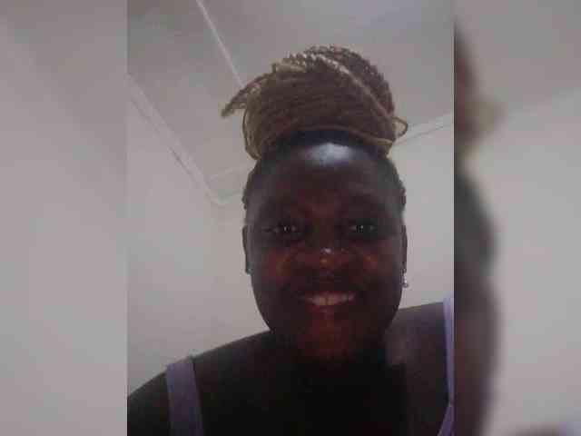 Cute031 webcam