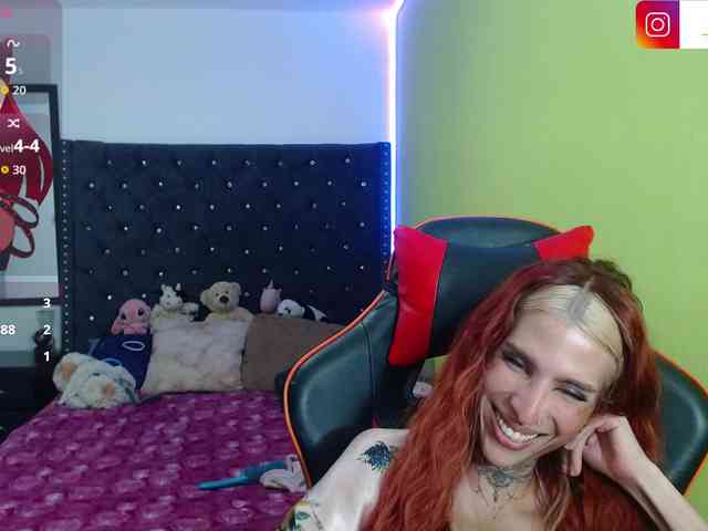 supradoll Live Webcam on BongaCams