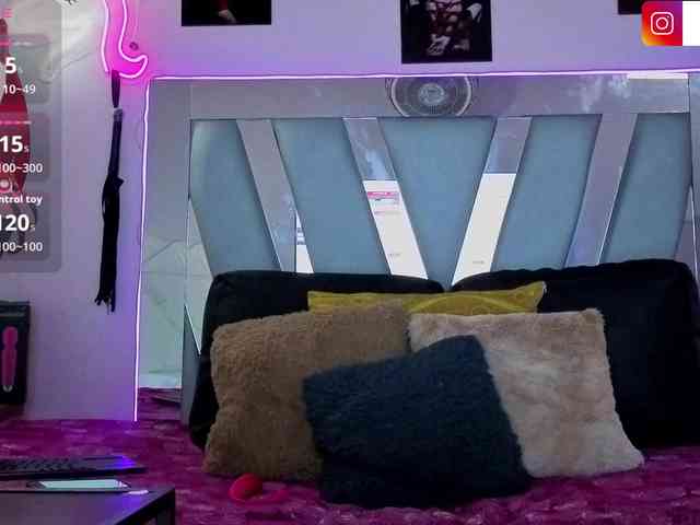 supradoll Live Webcam on BongaCams