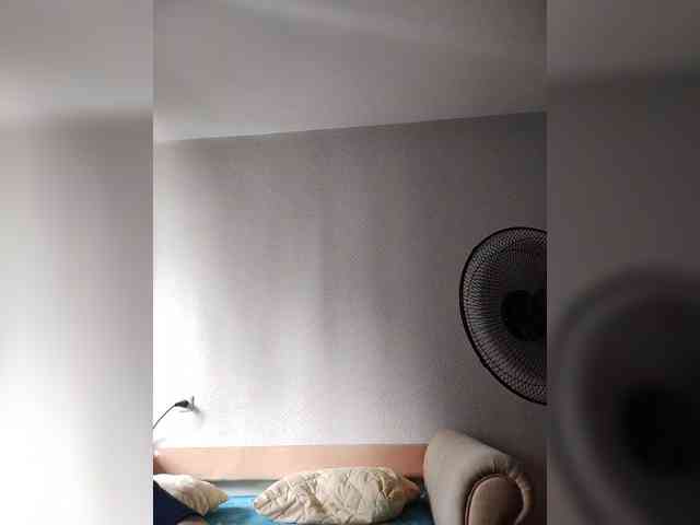 Katy19801 webcam