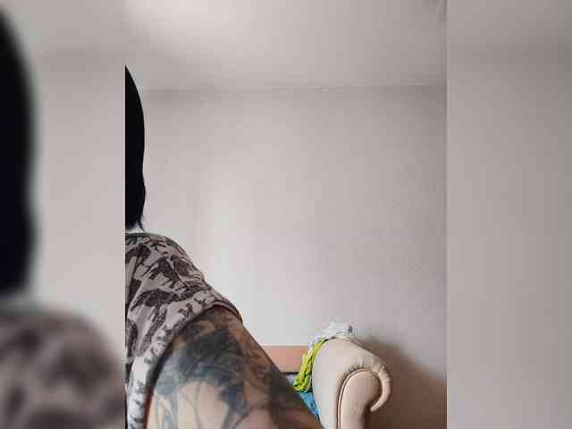 Katy19801 webcam