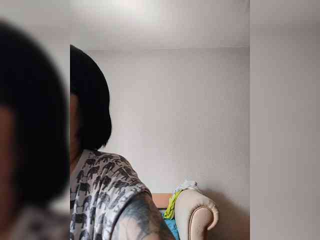 Katy19801 webcam