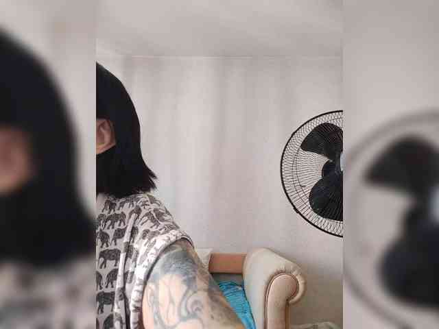 Katy19801 webcam