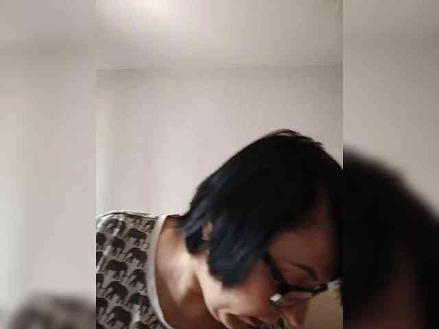 Katy19801 webcam