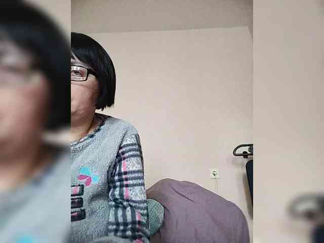 Katy19801 webcam