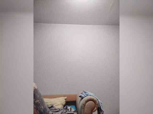 Katy19801 webcam