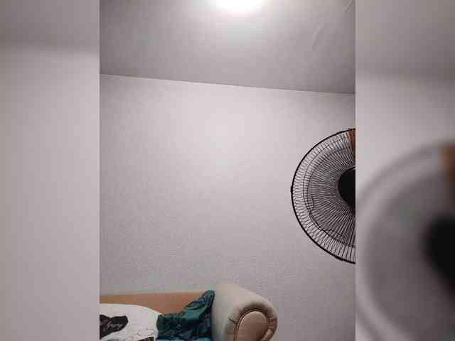 Katy19801 webcam
