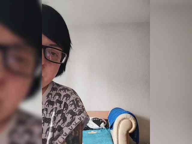 Katy19801 webcam