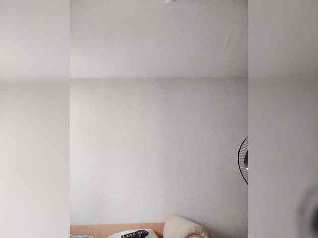 Katy19801 webcam