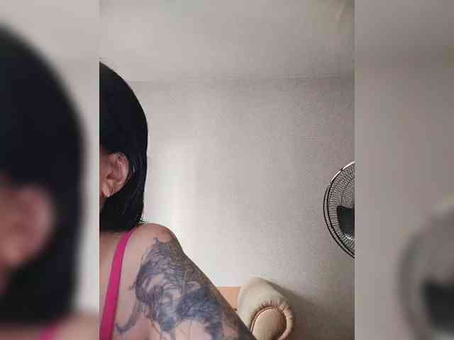 Katy19801 webcam