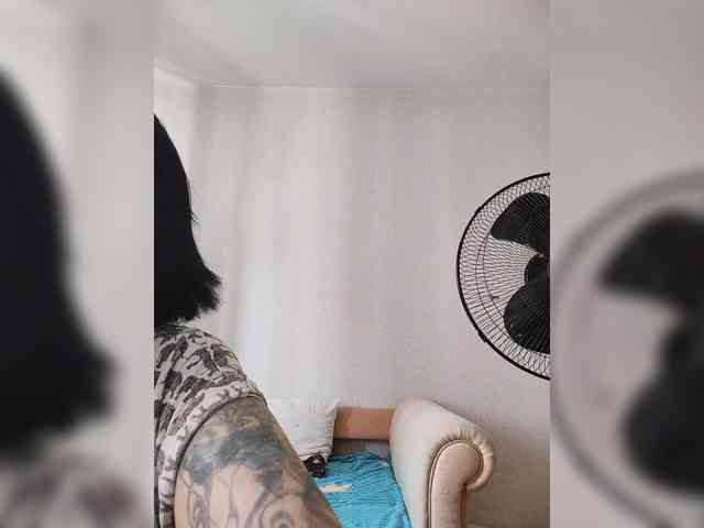 Katy19801 webcam