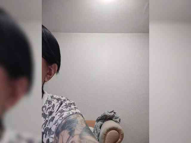Katy19801 webcam
