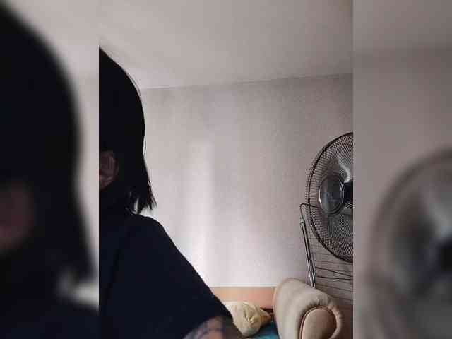 Katy19801 webcam