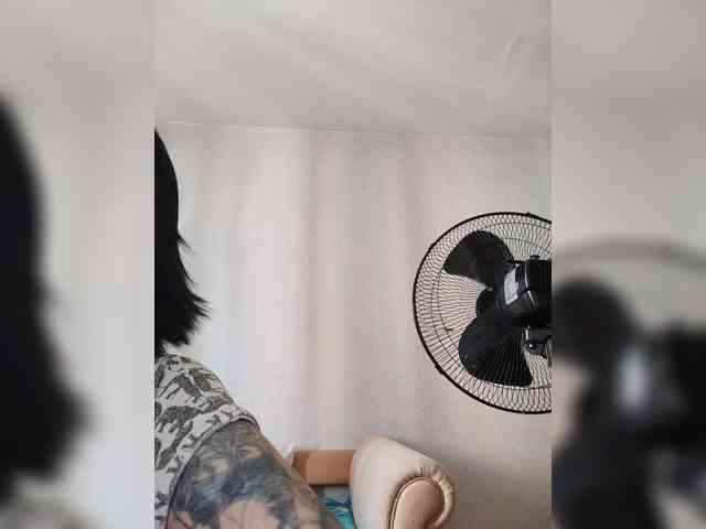 Katy19801 webcam
