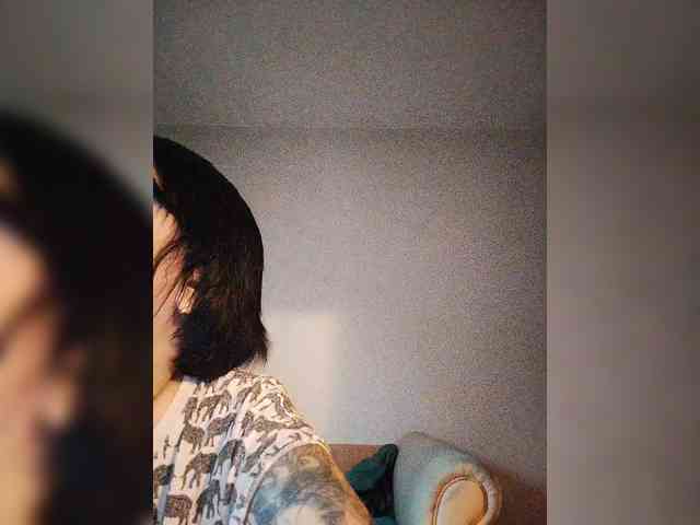 Katy19801 webcam