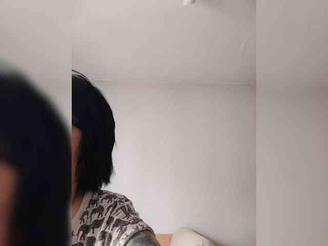 Katy19801 webcam
