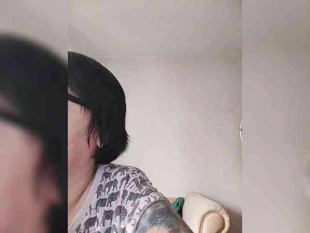 Katy19801 webcam