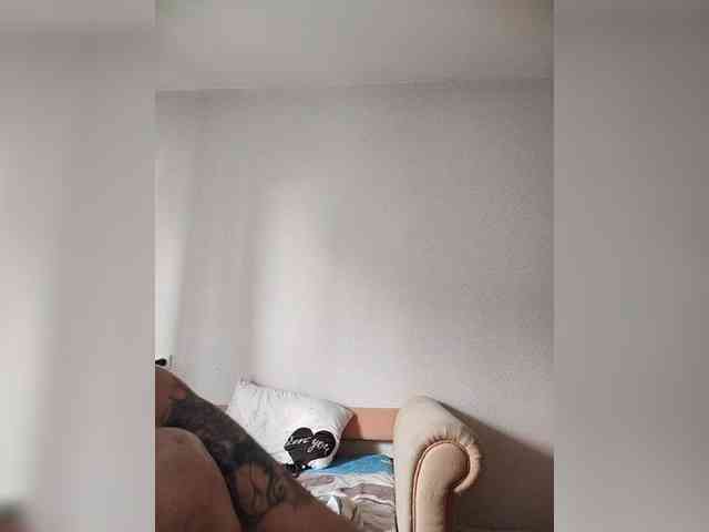 Katy19801 webcam