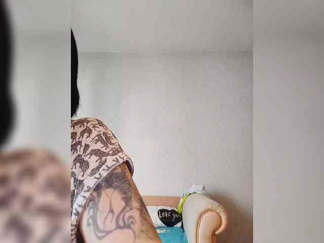 Katy19801 webcam