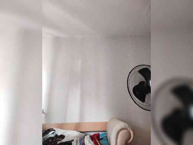 Katy19801 webcam