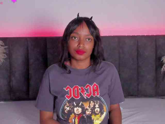 Martina-Jackson- webcam