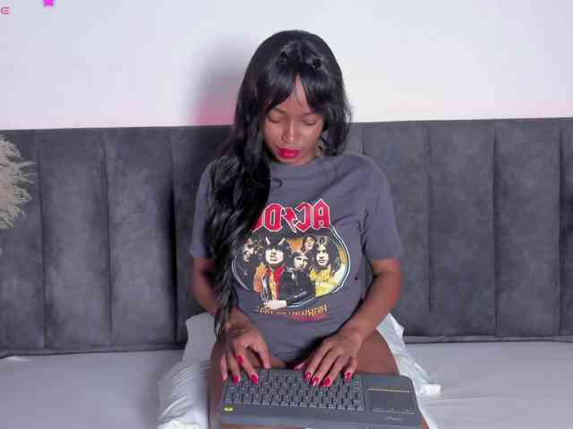 Martina-Jackson- webcam
