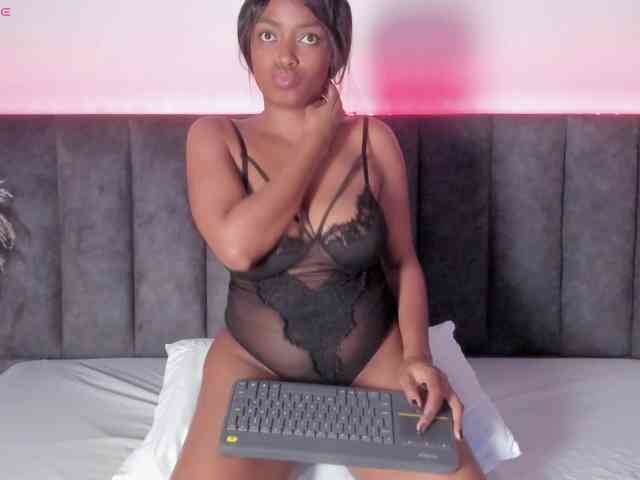 Martina-Jackson- webcam