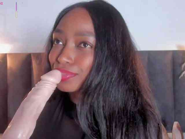Martina-Jackson- webcam