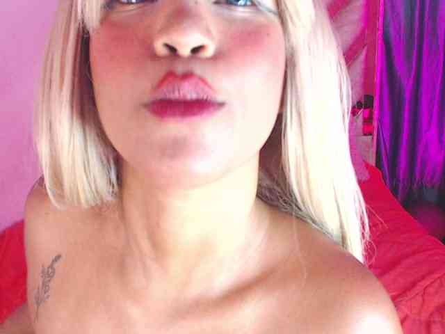 Lulusquirt webcam