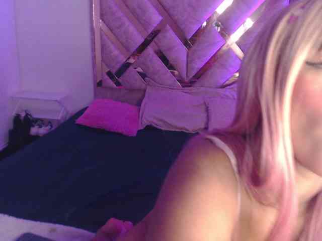 Lulusquirt webcam