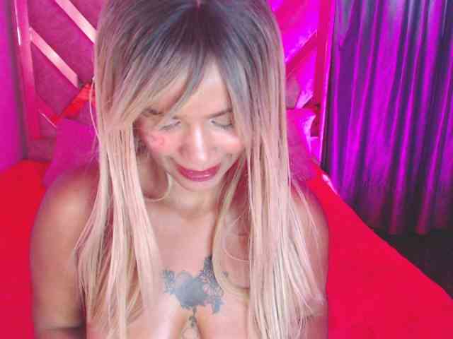 Lulusquirt webcam