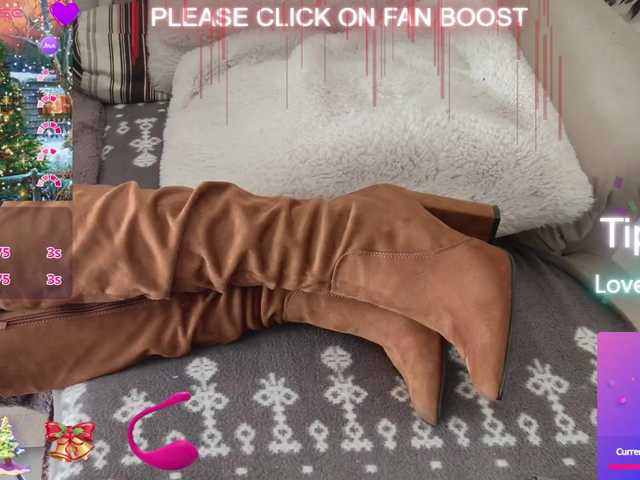 LISACAM2CAM's BongaCams show and profile