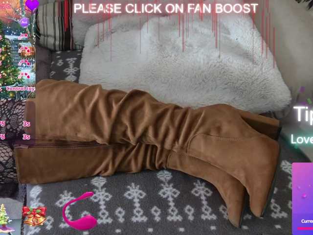 LISACAM2CAM's BongaCams show and profile