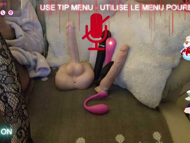 LISACAM2CAM's BongaCams show and profile