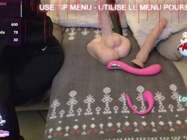 LISACAM2CAM's BongaCams show and profile