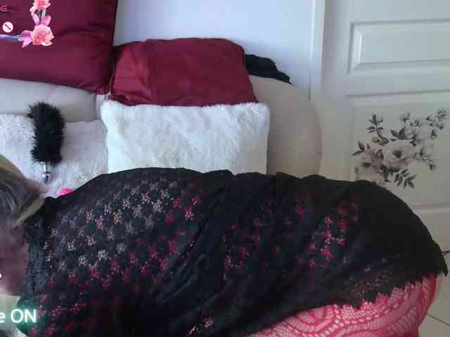 FRENCHLISA webcam