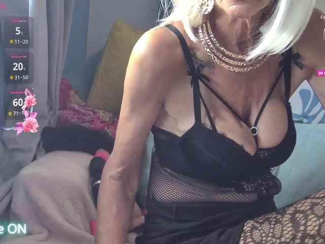 FRENCHLISA webcam