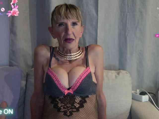 FRENCHLISA webcam