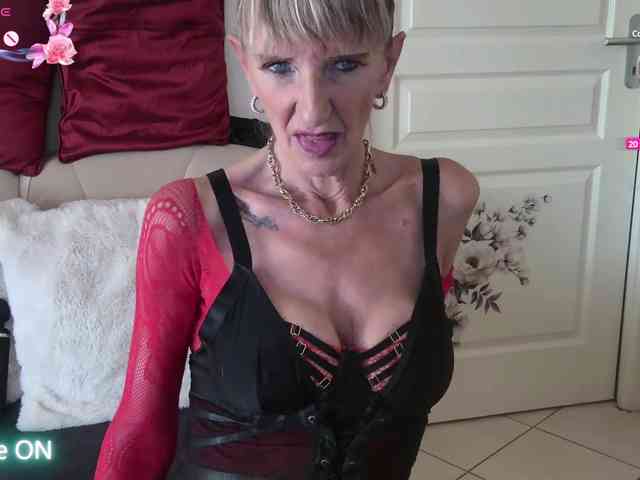 FRENCHLISA webcam