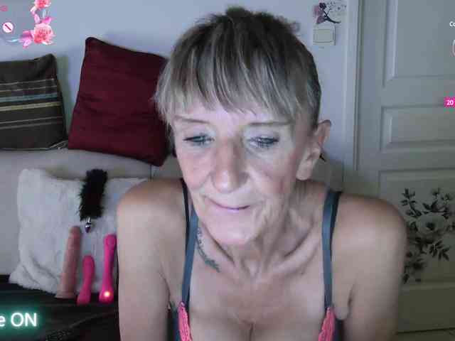FRENCHLISA webcam