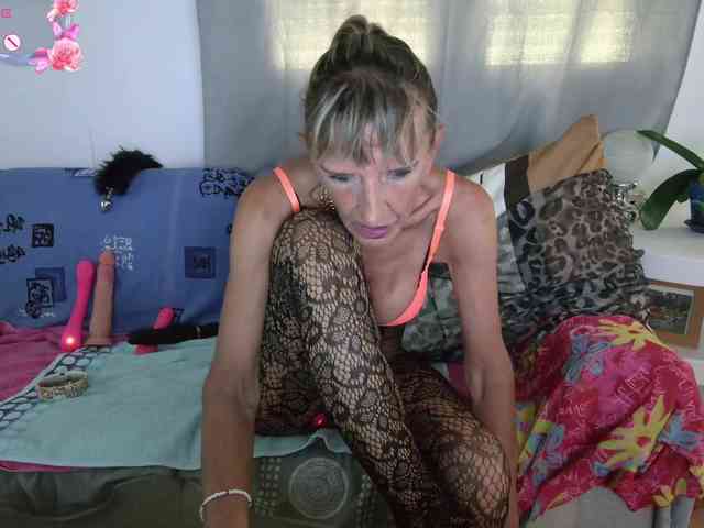 FRENCHLISA webcam