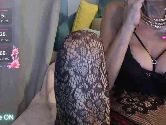 FRENCHLISA webcam