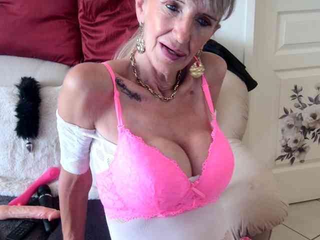 FRENCHLISA webcam