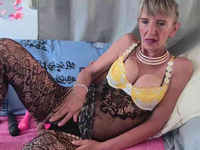 FRENCHLISA webcam