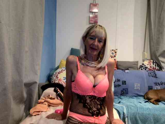 FRENCHLISA webcam
