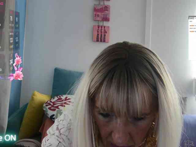 FRENCHLISA webcam
